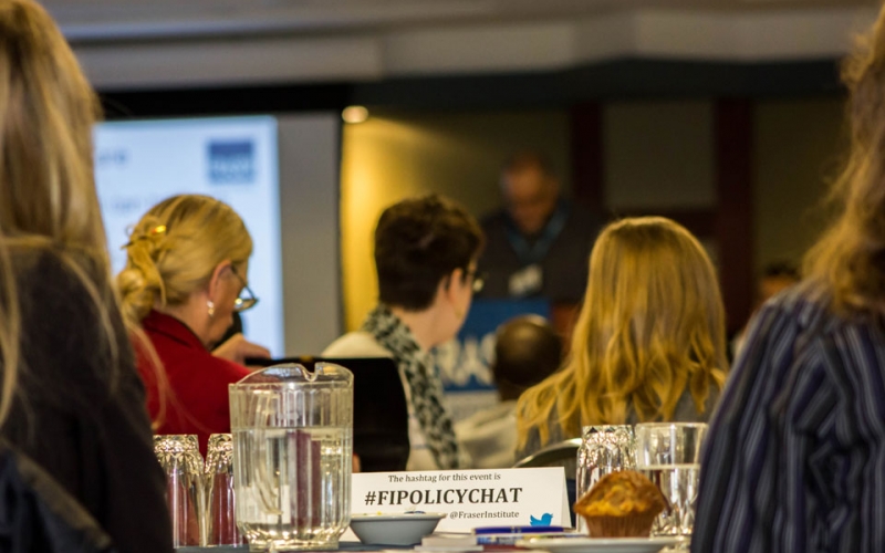 Students listen as Dr. Kenneth Green presents on Energy Poverty at a Saskatoon seminar. Check out #FIPolicyChat on Twitter to see what other students have said about these seminars.
